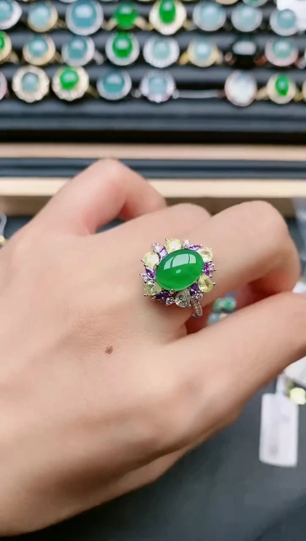 翡翠戒指银S925镶嵌111111