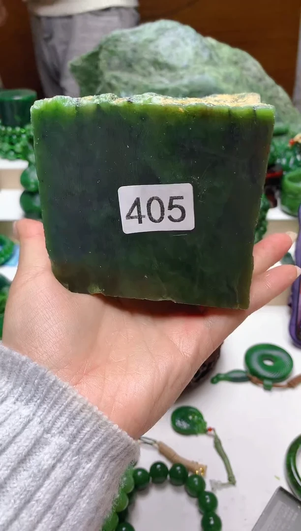 未镶嵌和田玉（碧玉）珠宝半成品1