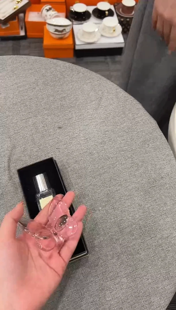 【闪购商品】杯H0816--------------