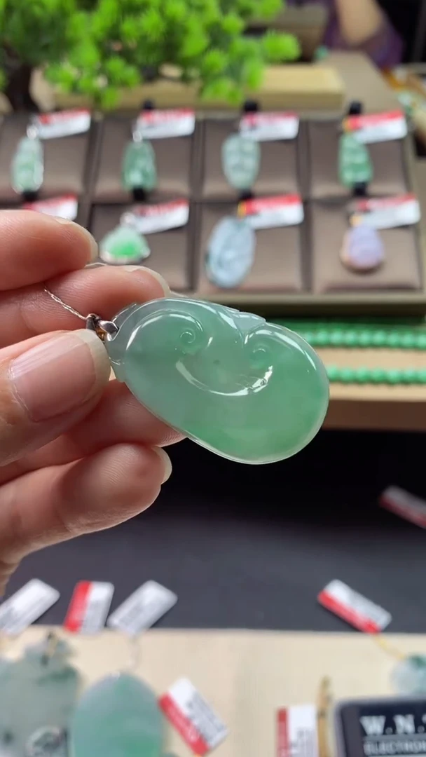 【闪购商品】翡翠颈饰银S925镶嵌如意
