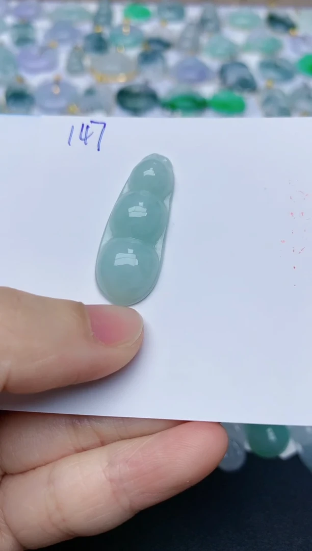 【闪购商品】翡翠颈饰未镶嵌天然翡翠A货