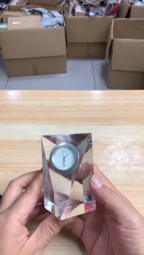 默认微瑕，no退no换，介意勿拍