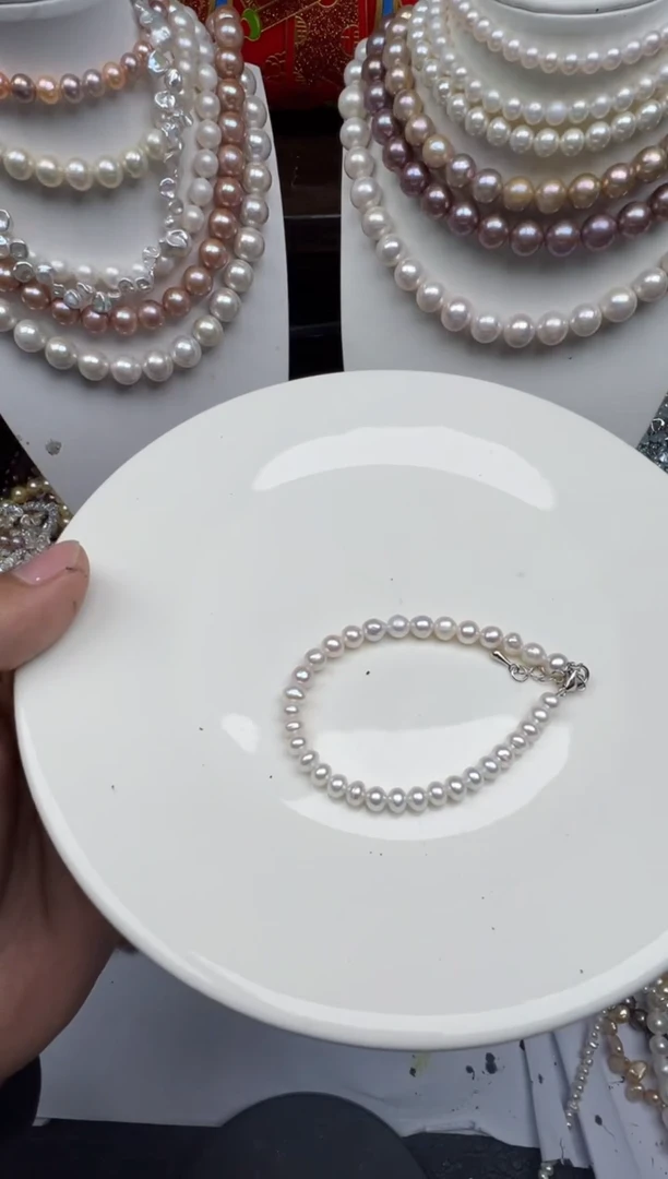 淡水珍珠未镶嵌颈饰1