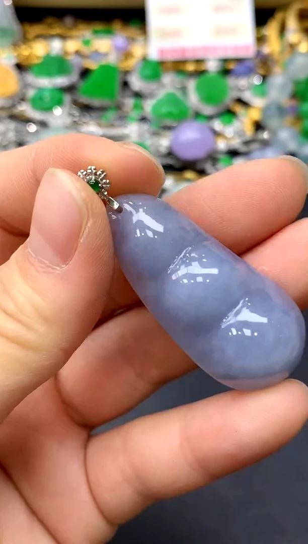 颈饰18K金镶嵌翡翠74-中国好珍宝