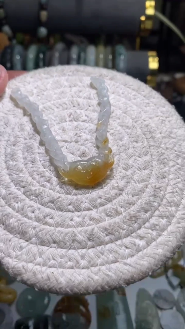 未镶嵌挂件翡翠翡翠