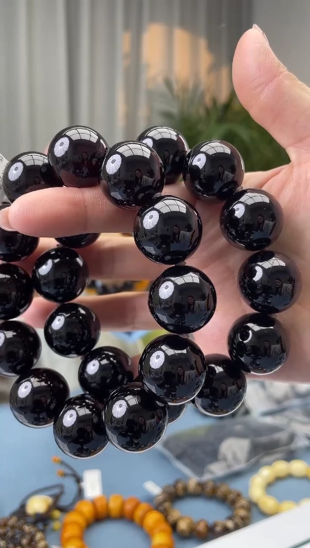 【闪购商品】琥珀珠宝奇石未镶嵌假一罚十，多样性发一件058.20