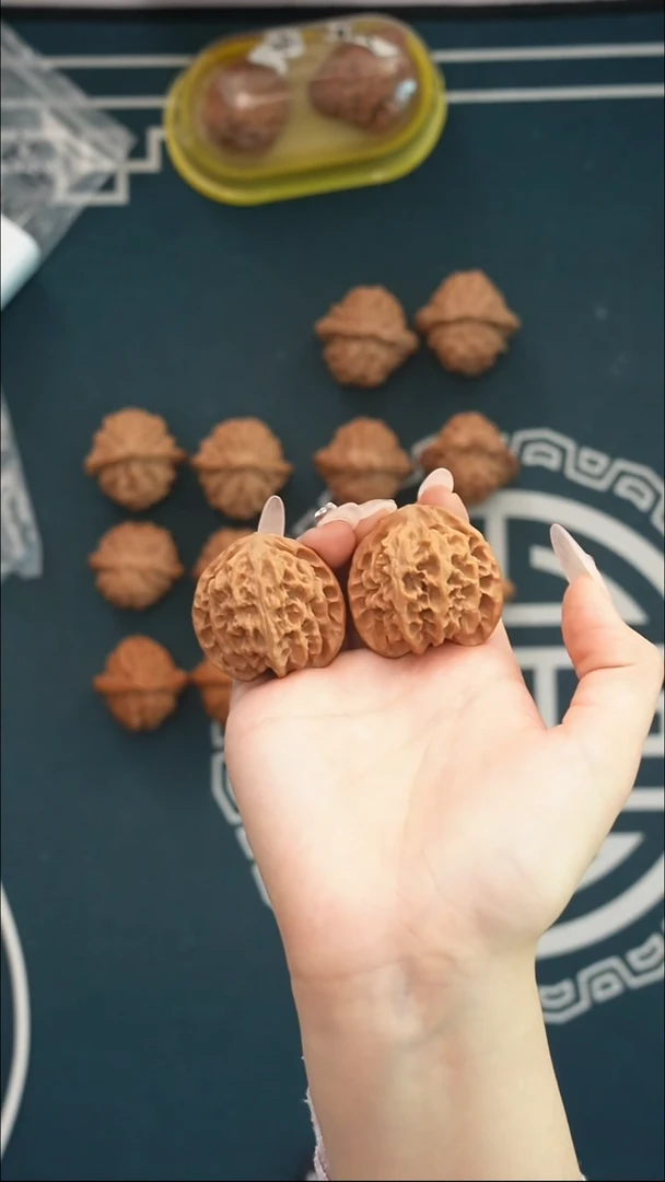 吊坠文玩核桃苹果园40全