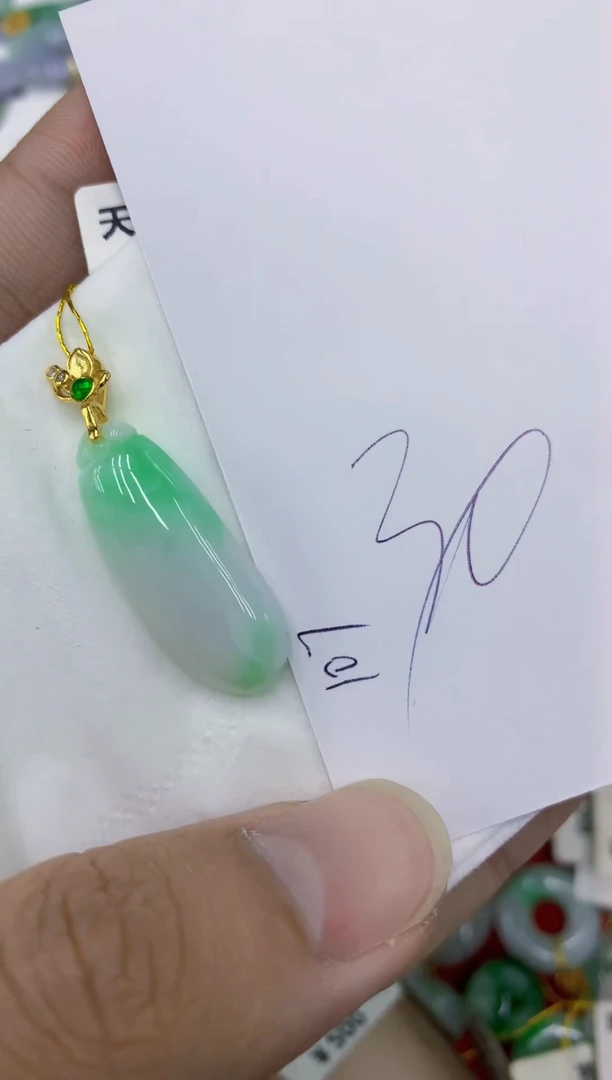 颈饰未镶嵌翡翠111111111111
