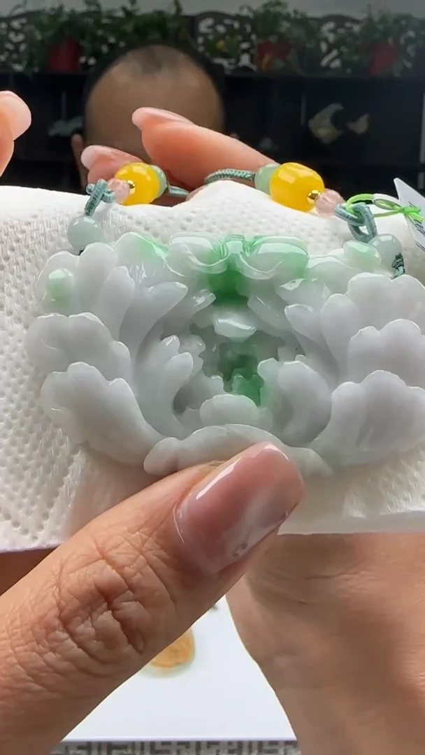 【闪购商品】翡翠颈饰未镶嵌天然翡翠A货吊坠