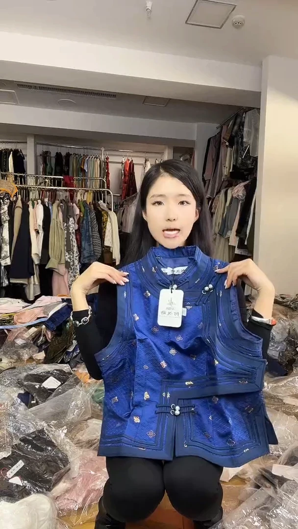 马甲       2XL码    125-135斤