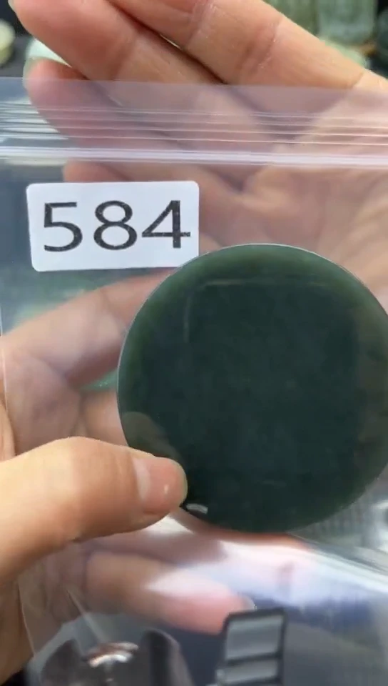 未镶嵌和田玉珠宝半成品镯芯