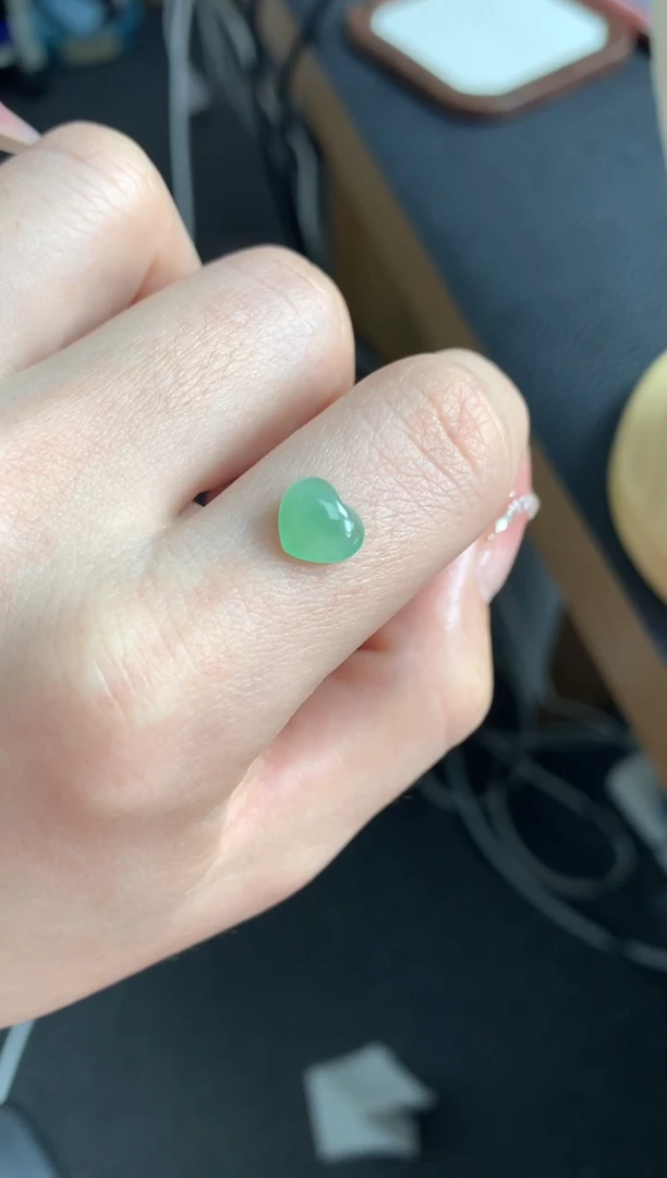 【闪购商品】定制翡翠未镶嵌爱心