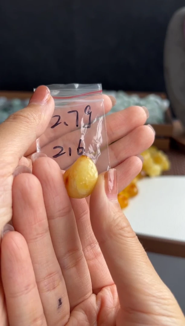 未镶嵌颈饰蜜蜡299买断