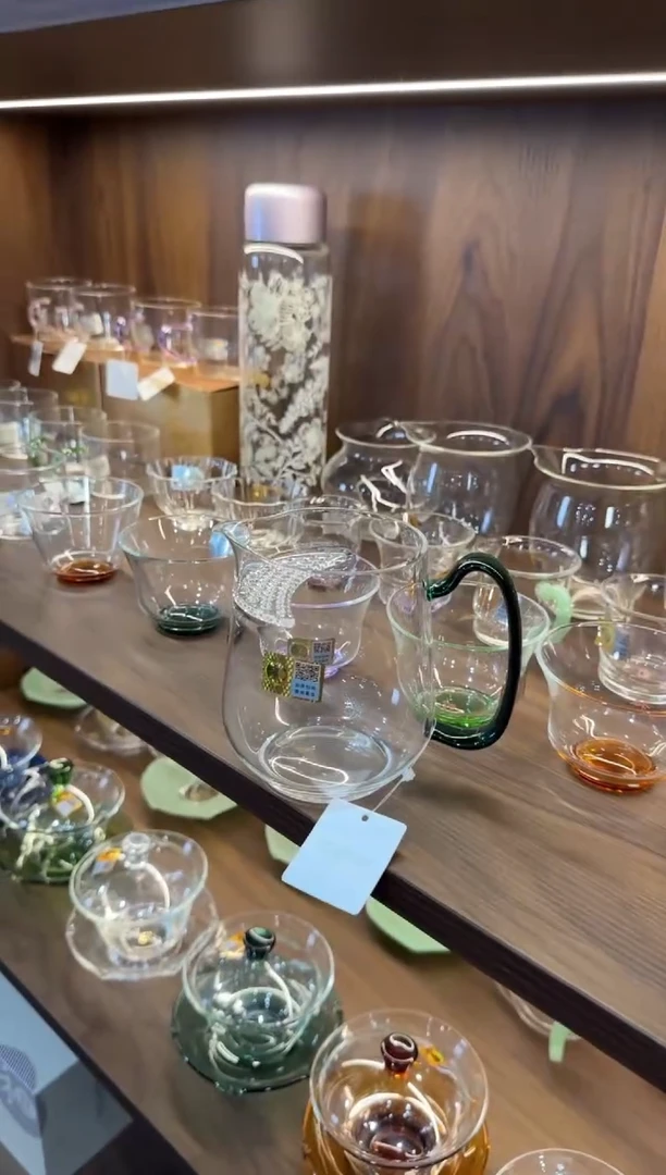 এ****༊禾器 丰然墨绿色