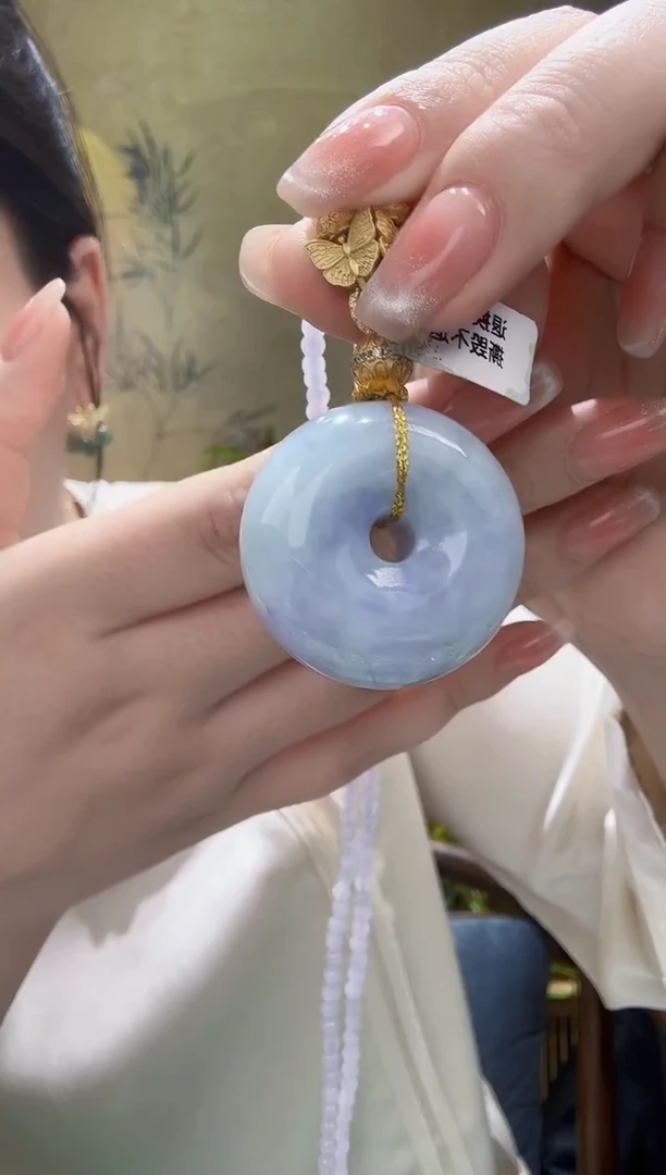 翡翠未镶嵌颈饰吊坠
