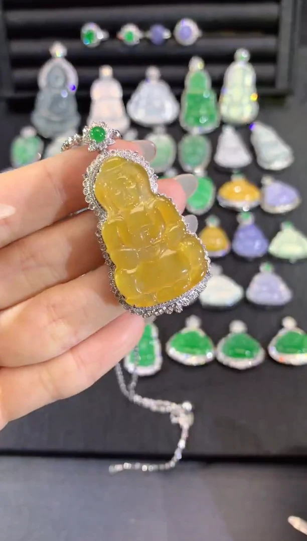 吊坠(不含链)18K金镶嵌翡翠72-观音