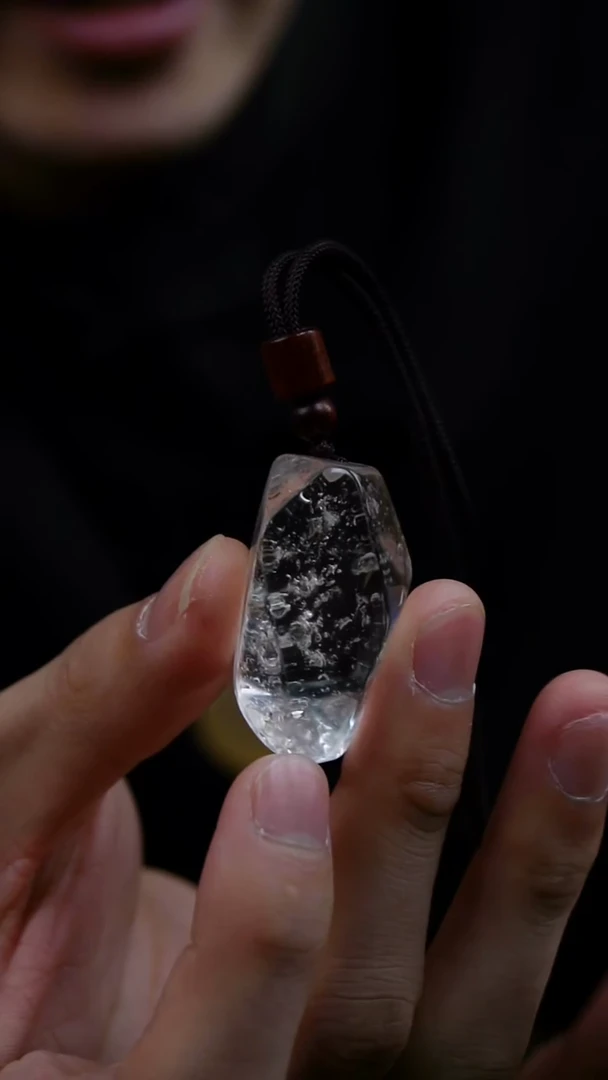 吊坠(赠链)未镶嵌水晶郝**生水晶