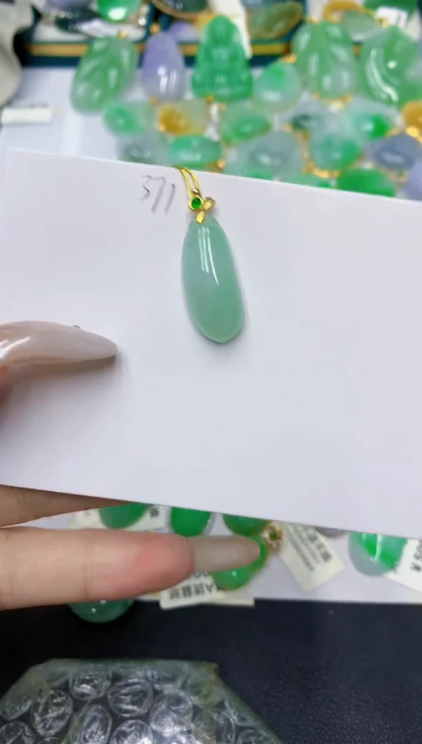颈饰未镶嵌翡翠11111111111111