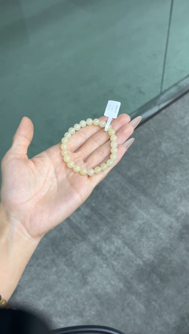 未镶嵌手串和田玉且末天泰微色差卡8