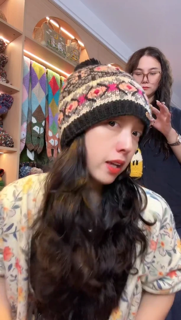 旎*美利奴刺绣单球帽