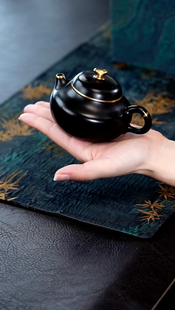 茶壶紫砂8宜兴紫砂壶惊喜