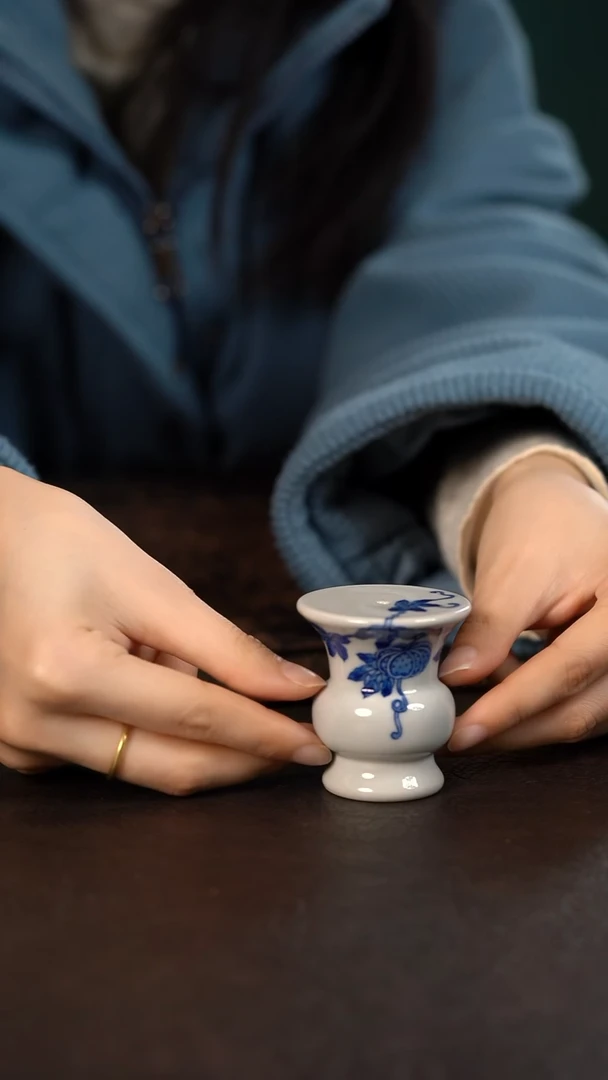 【闪购商品】杯HLX陶瓷折枝南瓜香插盖置 随机