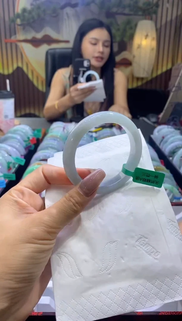 翡翠手镯未镶嵌00002367