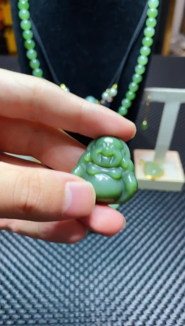 和田玉未镶嵌吊坠(不含链)和田玉碧玉佛公吊坠