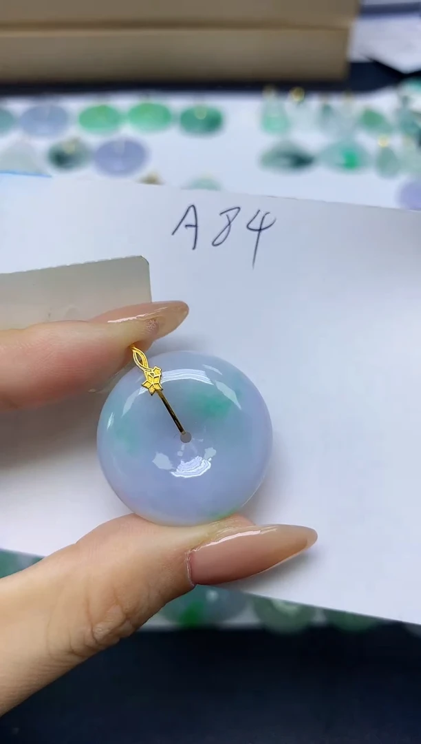 颈饰18K金镶嵌翡翠天然缅甸A货翡翠百元以上9元证书费自理