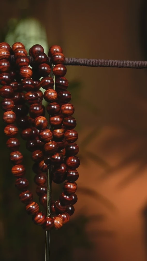 【闪购商品】黄花梨/降香黄檀手串/手链海南黄花梨0.8cm108