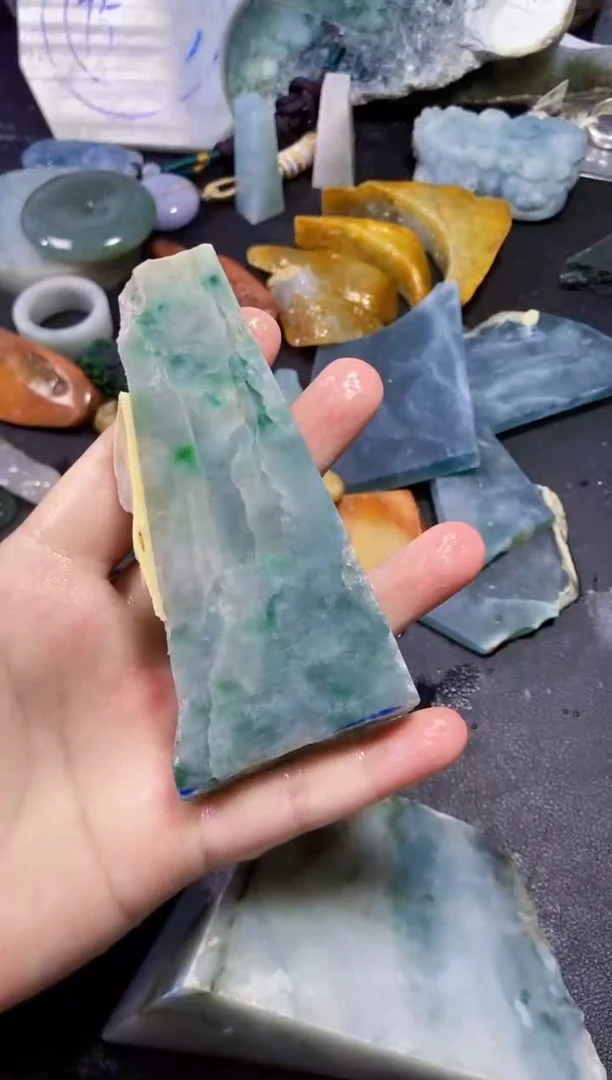 翡翠未镶嵌颈饰098天然翡翠