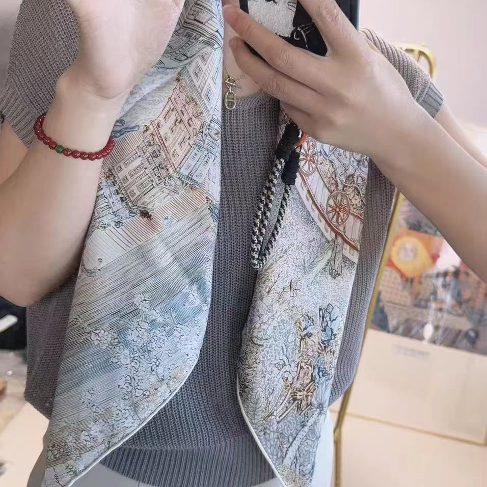 沐芽【福宝之梦】88尺寸18姆米桑蚕丝斜纹双面同色经典百搭气质方巾