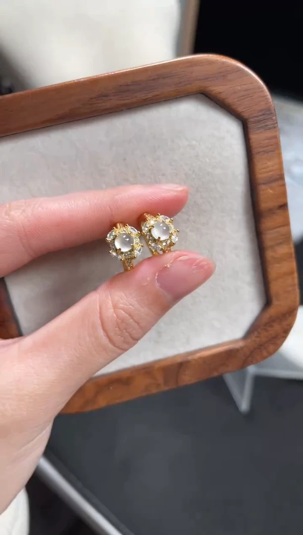 【闪购商品】翡翠耳饰银S925镶嵌翡翠