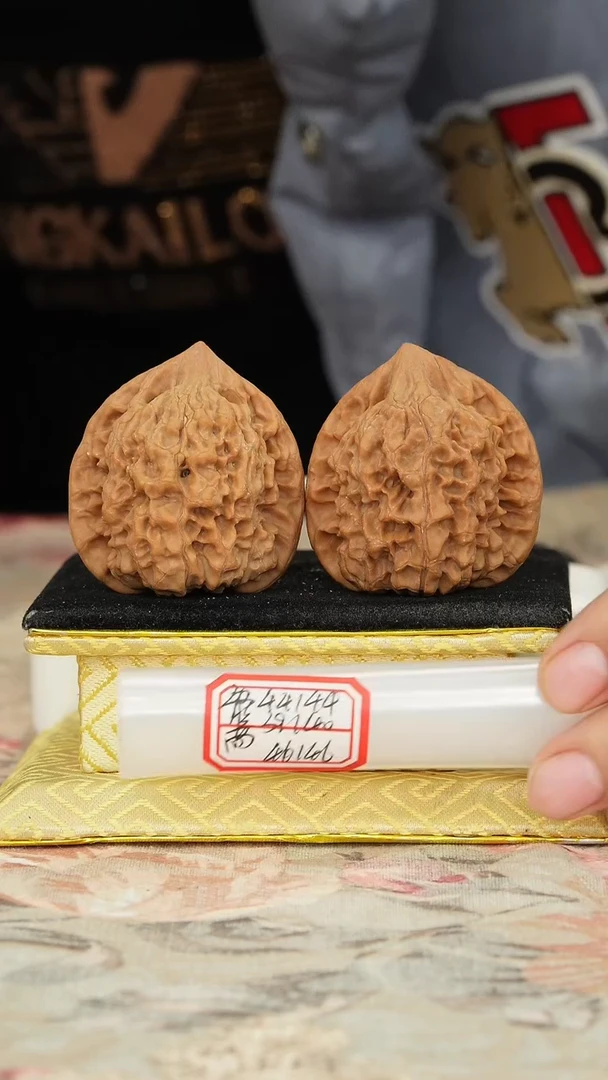 【闪购商品】文玩核桃把件官帽