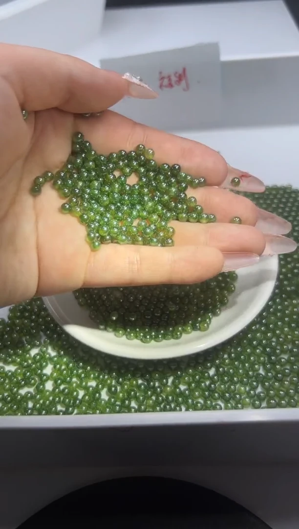 未镶嵌颈饰红宝石x272绿宝石4mm*10颗