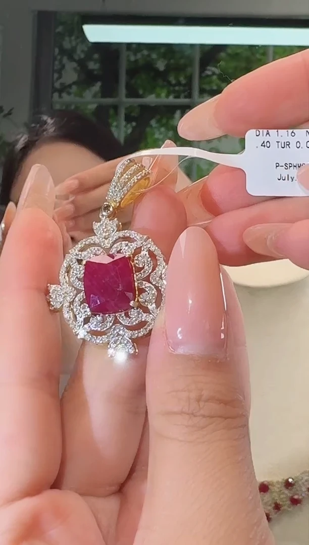 颈饰银S925镶嵌红宝石吊坠