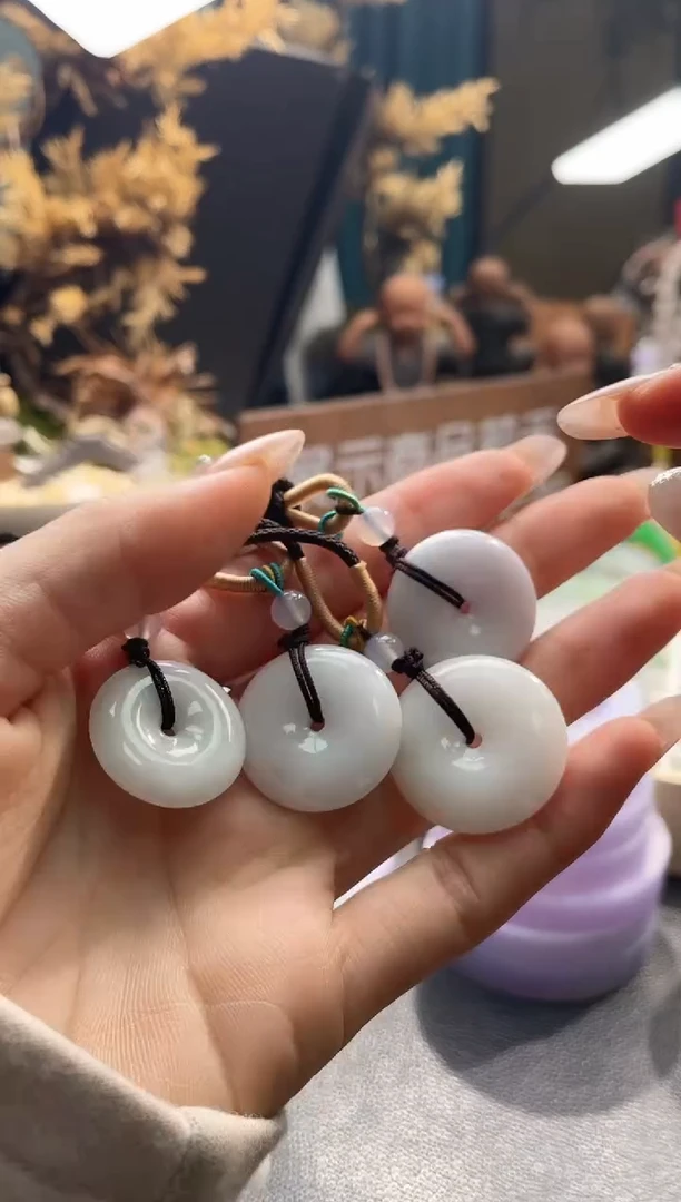 吊坠(不含链)未镶嵌翡翠翡翠平安扣多样性发一件