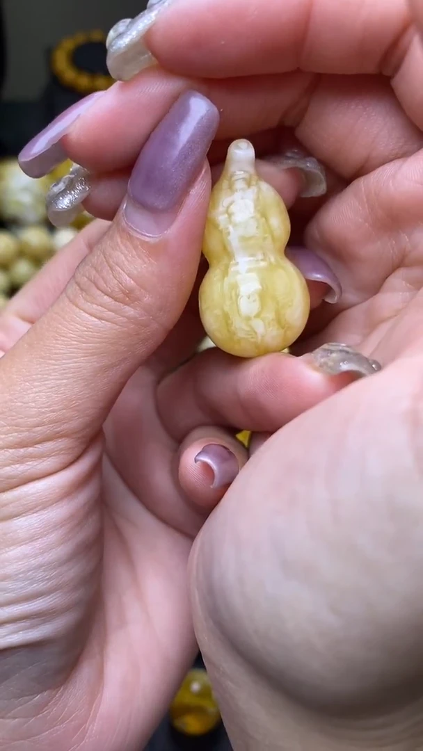 【闪购商品】琥珀裸石未镶嵌葵. 47