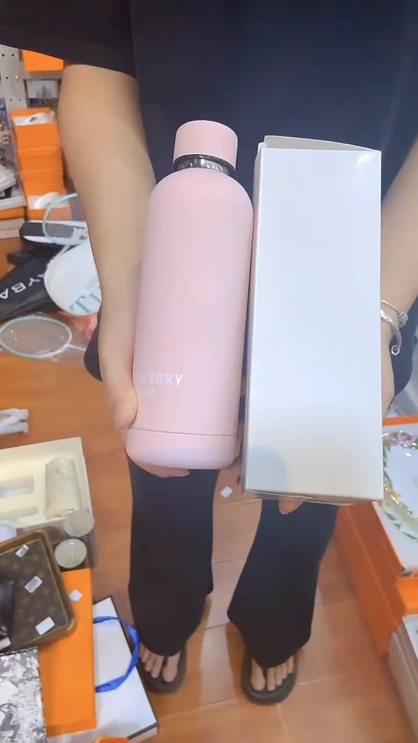 杯鸿辉家品牌瓷器，京东包邮！