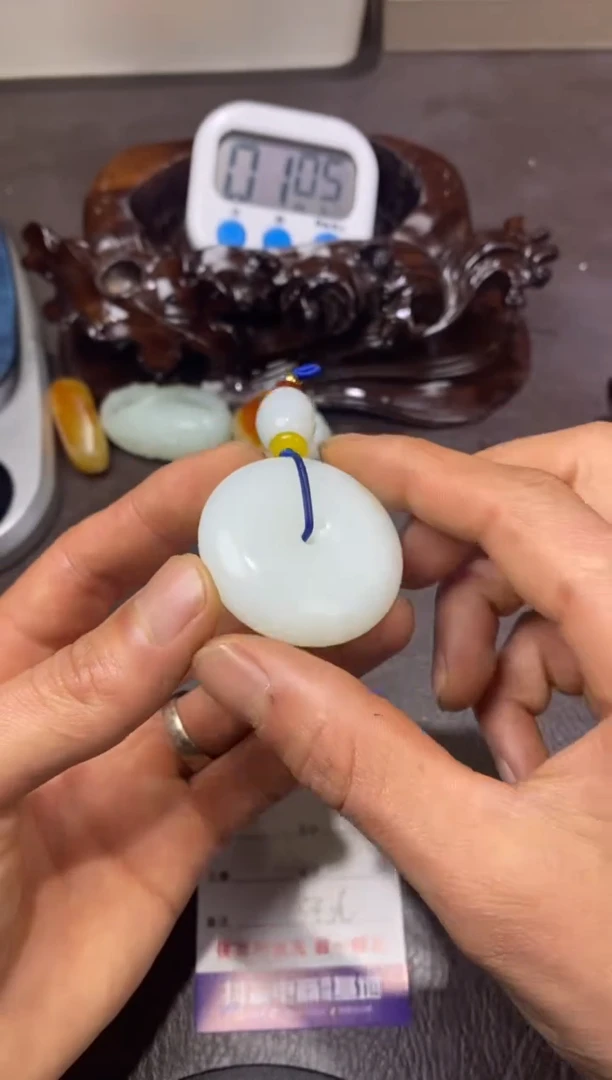 未镶嵌和田玉摆件刘***…和田玉