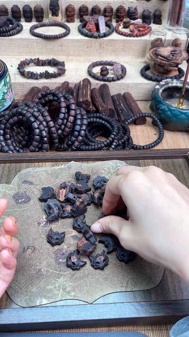 降真香无事牌洛****找二哥拿降真香