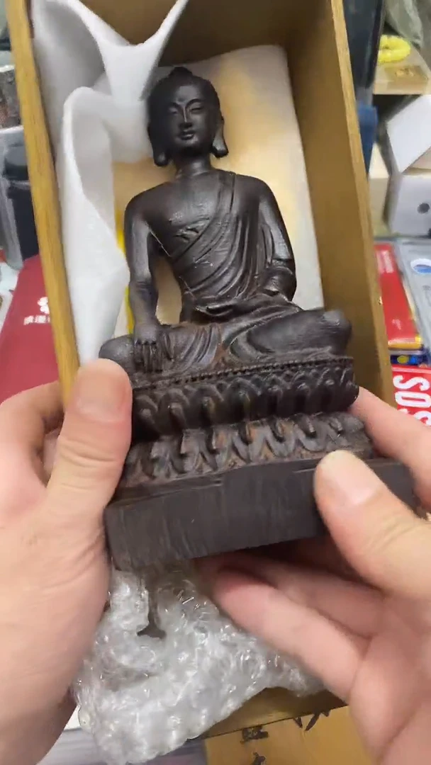 瓷片闪购商品 如图所示