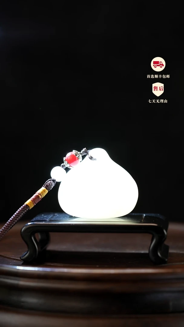 云南石荔枝白雕刻：胜算在握手把件摆件挂件