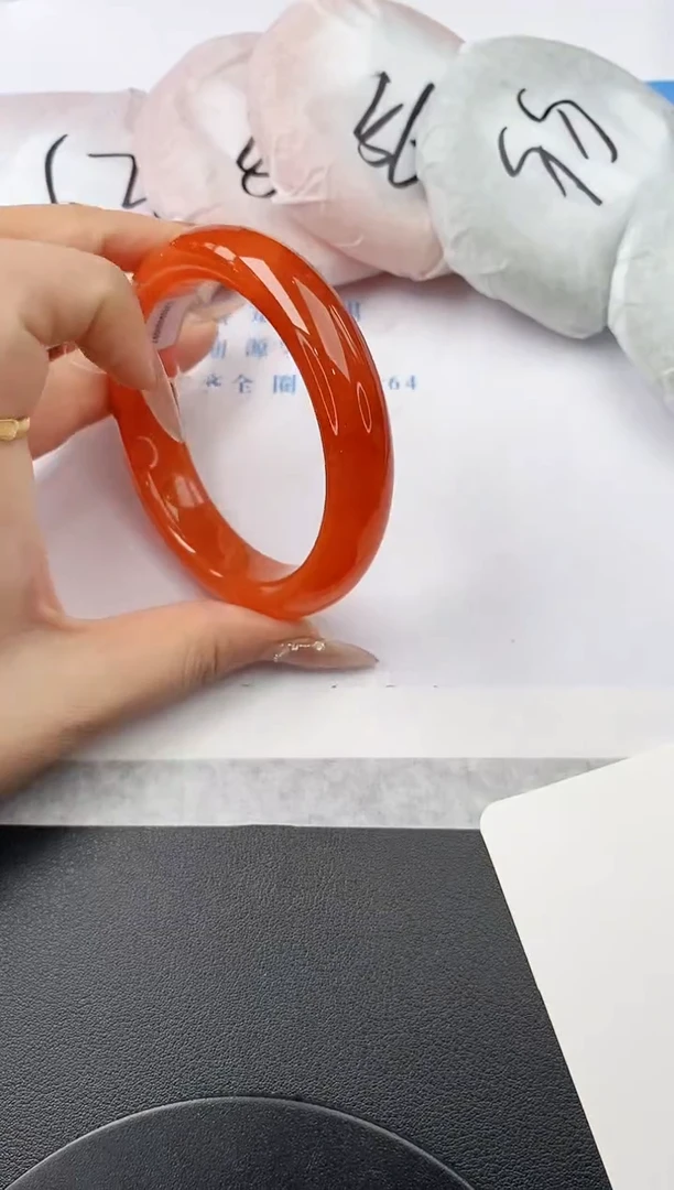 未镶嵌手镯石英质玉w132-HHB