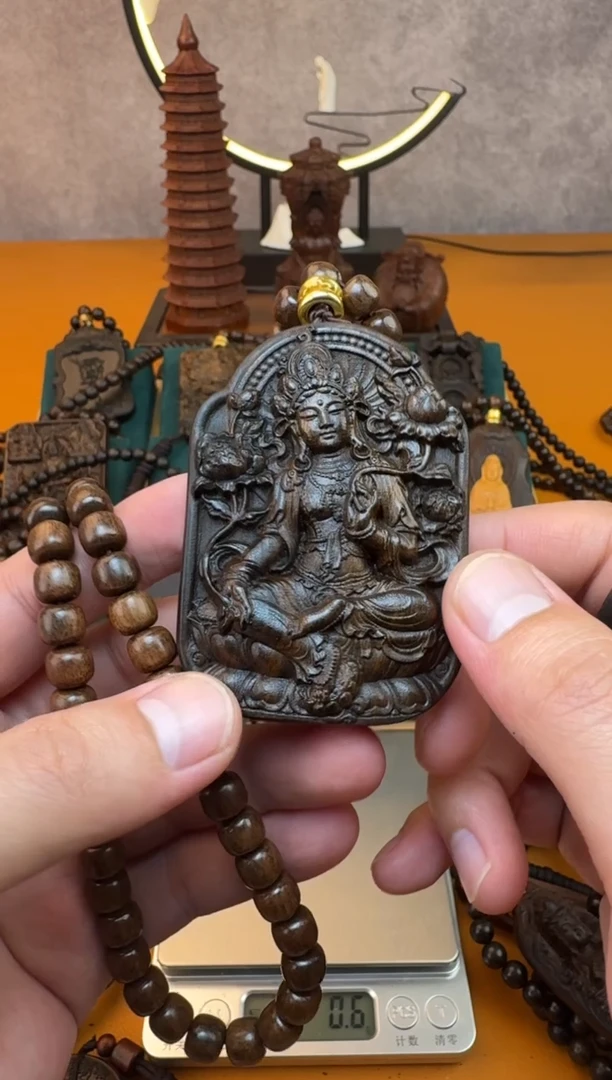 贡木吊坠《巴布亚贡木》新品巴布亚贡木大势至