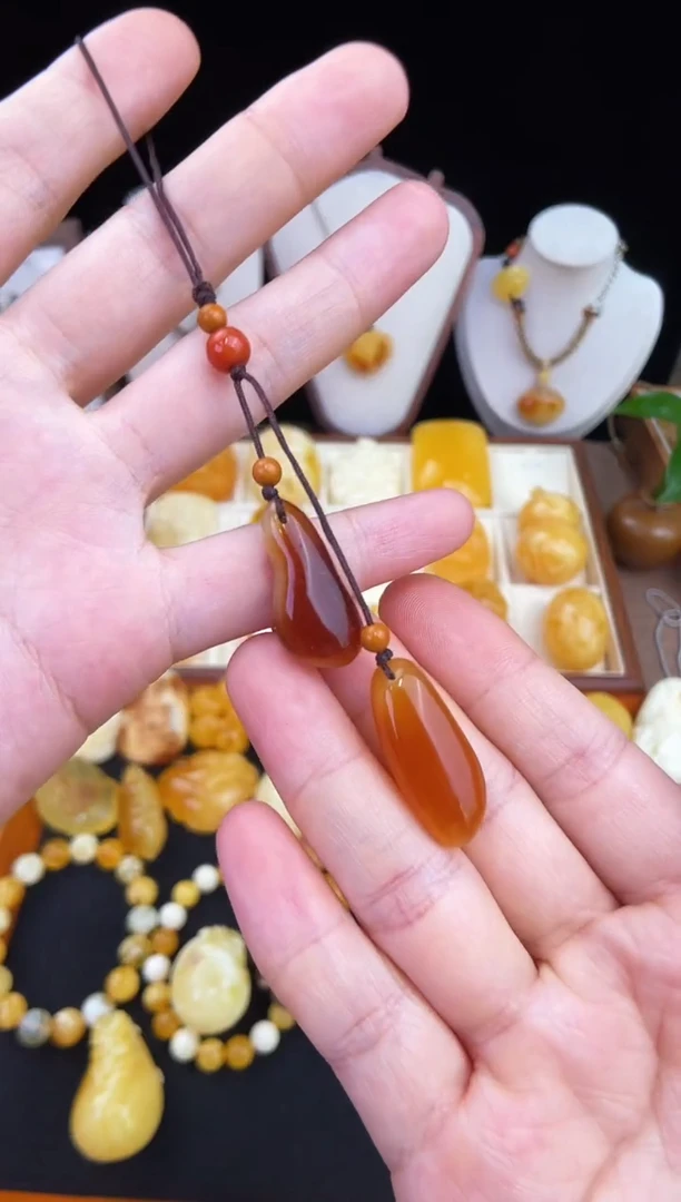 琥珀未镶嵌珠宝奇石柒月