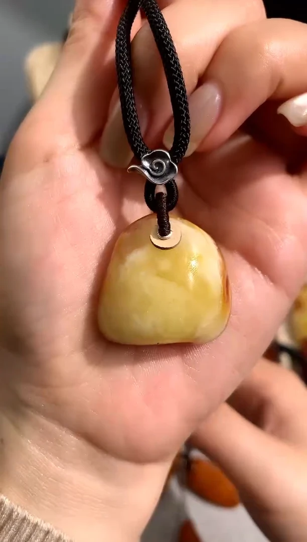 【闪购商品】蜜蜡裸石未镶嵌似玉