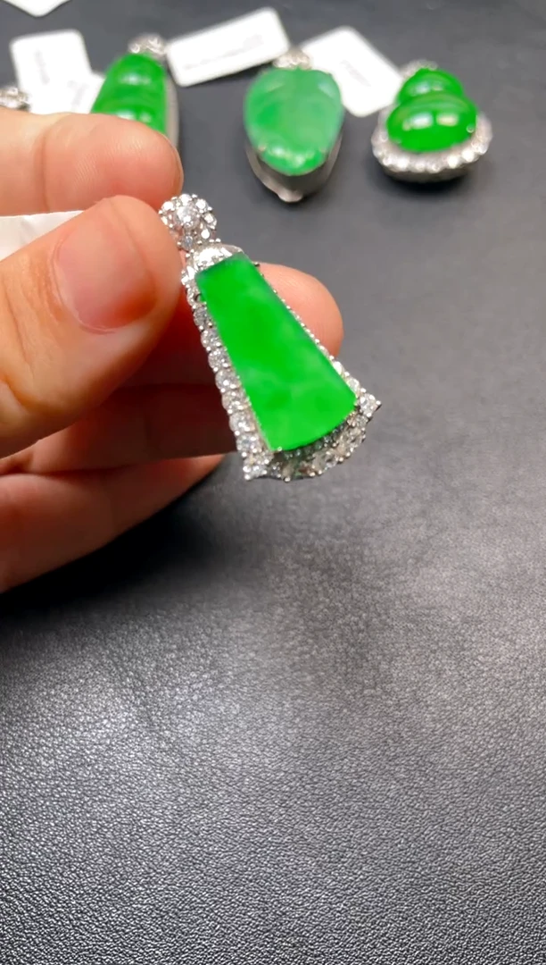 吊坠(不含链)银S925镶嵌翡翠吊坠