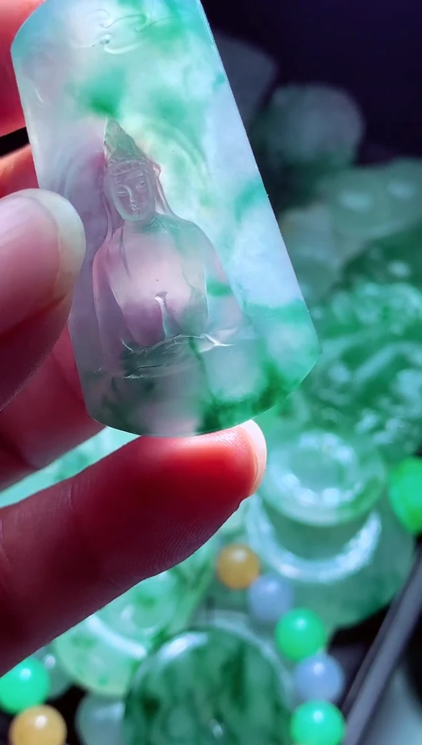 未镶嵌定制翡翠执**?翡翠毛货定制