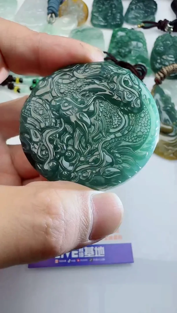 【闪购商品】翡翠颈饰未镶嵌多样性随机发其一